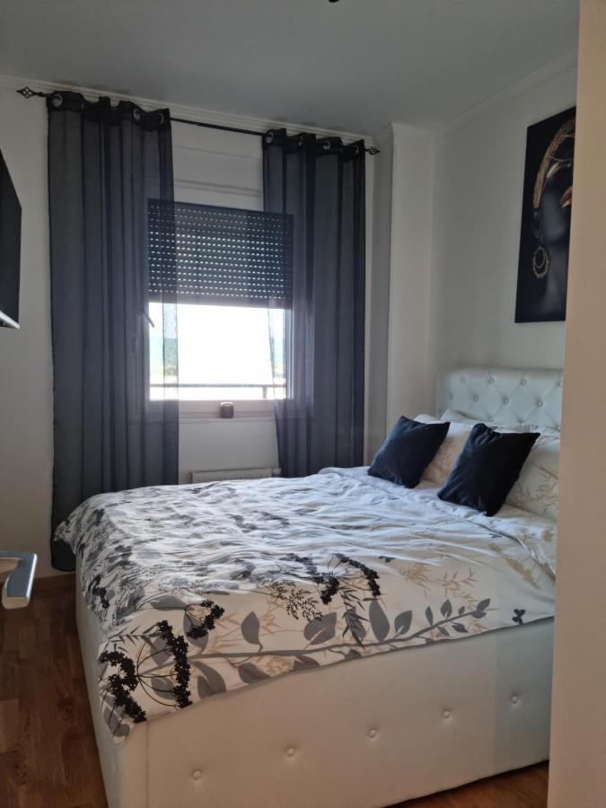 Apartman Anamarija Appartamento Banja Luka Esterno foto