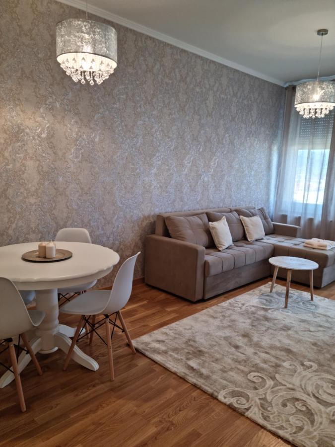 Apartman Anamarija Appartamento Banja Luka Esterno foto
