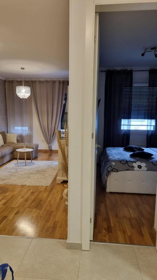 Apartman Anamarija Appartamento Banja Luka Esterno foto